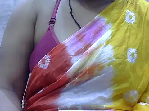Snapshot of hey_darling_ chatting on 06-14-26, 12:52 hey darling online show from 06-14-26, 12:52