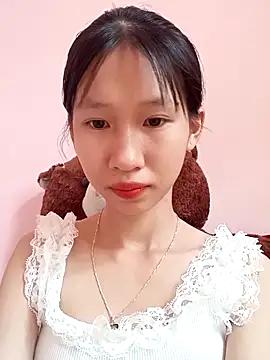 Snapshot of Abi_girl12 chatting on 06-10-26, 04:12 Abi girl12 online show from 06-10-26, 04:12