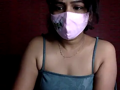 Snapshot of Nisha-moon chatting on 07-16-26, 06:41 Nisha-moon online show from 07-16-26, 06:41