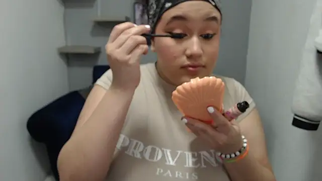 Snapshot of leilasosexy chatting on 06-02-26, 01:57 leilasosexy online show from 06-02-26, 01:57
