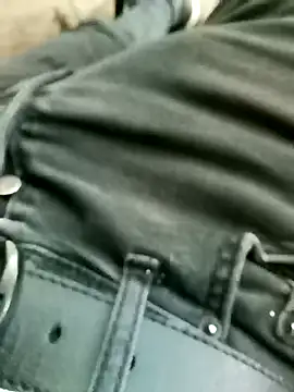 Singlemaleforcouples online show from 12-31-24, 10:04