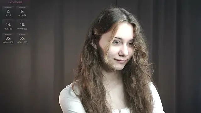 Snapshot of BellaTear chatting on 06-19-26, 07:56 BellaTear online show from 06-19-26, 07:56