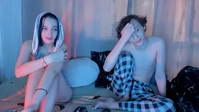 Perfect CoupleXX online show from 07-23-26, 11:57