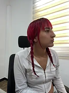 Juliethademon online show from 07-02-26, 01:39