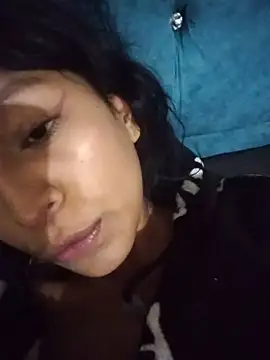 Snapshot of Sophi_691 chatting on 06-19-26, 04:39 Sophi 691 online show from 06-19-26, 04:39