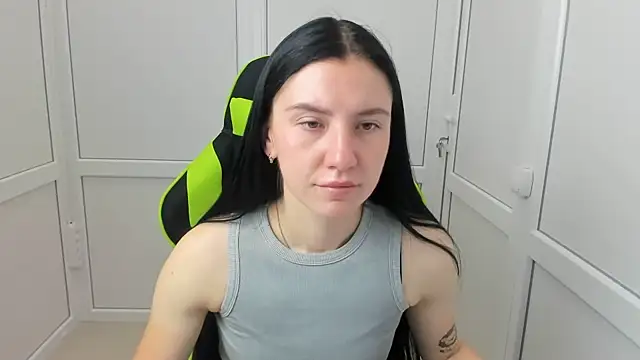 PatteMeoww online show from 07-18-26, 06:17