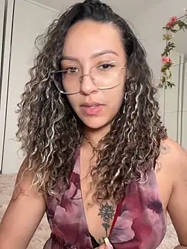 Snapshot of leana_bgeee chatting on 06-18-26, 02:54 leana bgeee online show from 06-18-26, 02:54