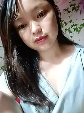 Linna-bae online show from 06-04-26, 01:39