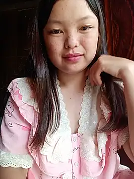 Linna-bae online show from 07-04-26, 01:01