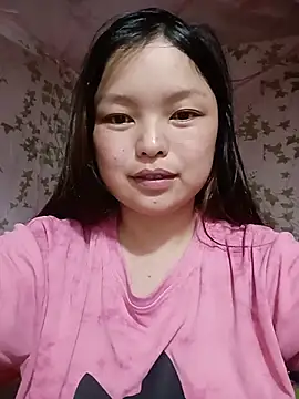 Linna-bae online show from 07-20-26, 12:18