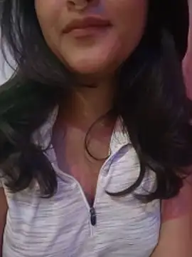 Snapshot of Hot-Rani-76 chatting on 06-08-26, 06:19 Hot-Rani-76 online show from 06-08-26, 06:19