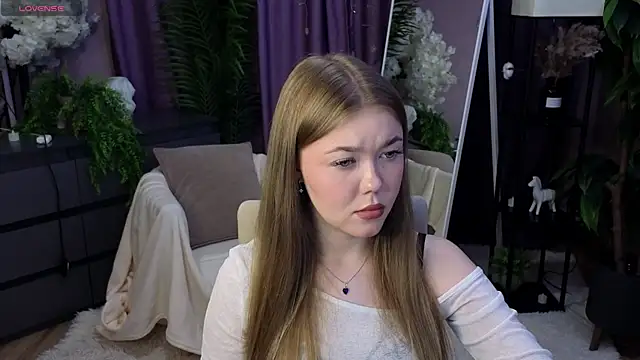 Snapshot of Lina_deels chatting on 06-21-26, 06:54 Lina deels online show from 06-21-26, 06:54