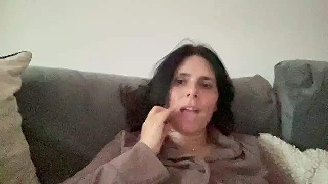 Snapshot of JadeLucy chatting on 06-13-26, 07:56 JadeLucy online show from 06-13-26, 07:56
