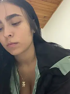 Snapshot of Sara_fernandez- chatting on 07-16-26, 02:34 Sara fernandez- online show from 07-16-26, 02:34