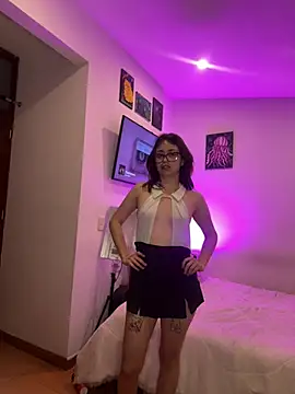 Snapshot of kittymeow_14 chatting on 06-06-26, 12:16 kittymeow 14 online show from 06-06-26, 12:16
