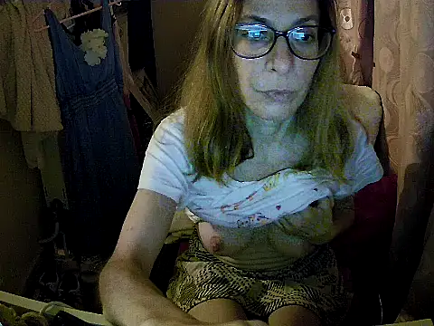 Aphrodity Roxx online show from 07-18-26, 11:30