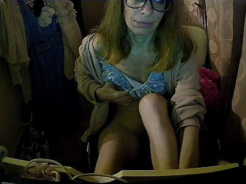 Aphrodity Roxx online show from 07-31-26, 09:47