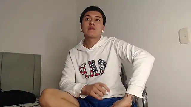 Owenn  blueee online show from 06-16-26, 06:54