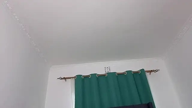 Snapshot of Fluffy_Pillows chatting on 07-17-26, 08:21 Fluffy Pillows online show from 07-17-26, 08:21