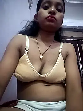 kajal jain00 online show from 07-13-26, 04:15