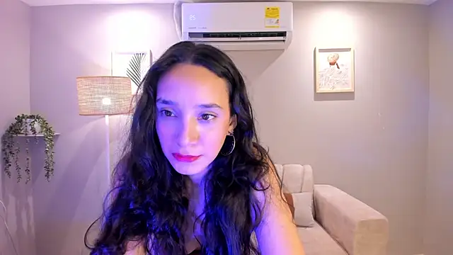 Snapshot of Adeeline_ chatting on 06-09-26, 08:42 Adeeline online show from 06-09-26, 08:42