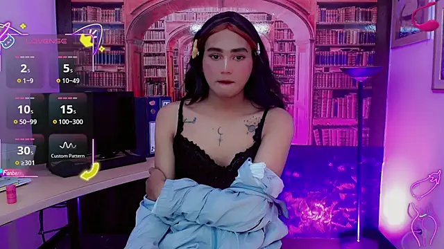 Kimberly Lopez online show from 06-26-26, 03:33
