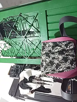 Snapshot of Ferenato chatting on 07-07-26, 04:48 Ferenato online show from 07-07-26, 04:48