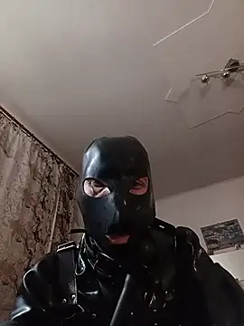 Snapshot of RubberFetischem chatting on 07-03-26, 01:45 RubberFetischem online show from 07-03-26, 01:45