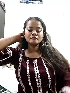 Cherry Bommm online show from 06-08-26, 02:06