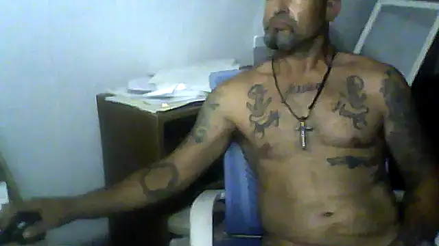Snapshot of SlickDickyadown chatting on 06-20-26, 04:15 SlickDickyadown online show from 06-20-26, 04:15