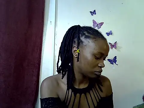 Snapshot of Rasta_tattoooed chatting on 06-10-26, 04:28 Rasta tattoooed online show from 06-10-26, 04:28