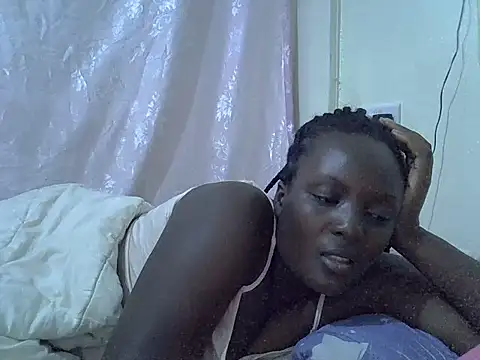 Hot-Zelinda online show from 07-19-26, 10:57