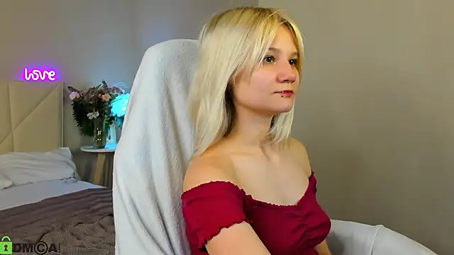 Snapshot of Bunny_Elsy chatting on 07-02-26, 11:16 Bunny Elsy online show from 07-02-26, 11:16