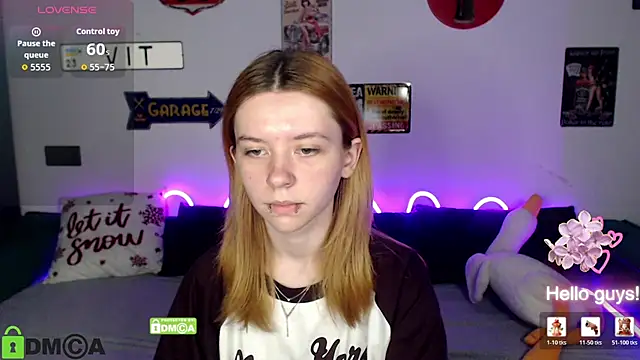 CarolInWonderland online show from 06-09-26, 06:25