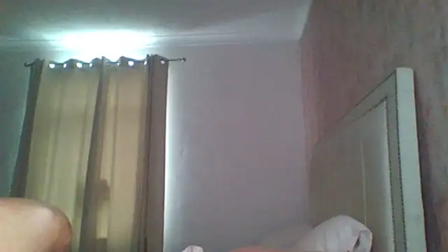 Snapshot of MiaMae_x chatting on 07-19-26, 09:46 MiaMae x online show from 07-19-26, 09:46