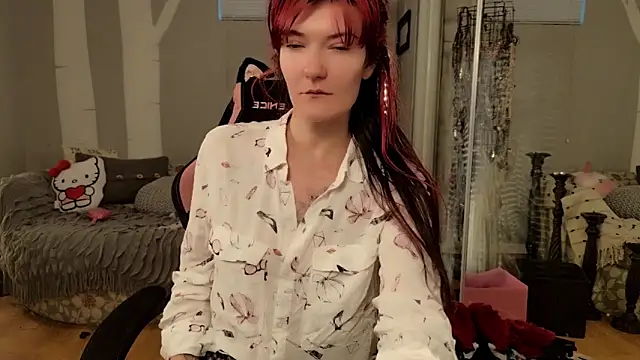 Snapshot of youngmilfBlossom chatting on 06-16-26, 05:37 youngmilfBlossom online show from 06-16-26, 05:37