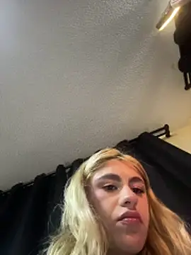 Lia-firee online show from 06-19-26, 03:11