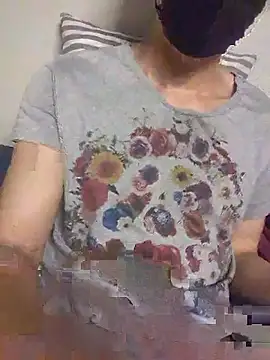 Snapshot of DAI5836 chatting on 06-27-26, 11:37 DAI5836 online show from 06-27-26, 11:37