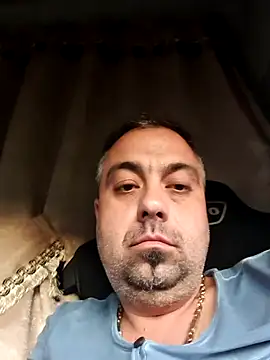 Robertoplayboy online show from 09-17-25, 05:25