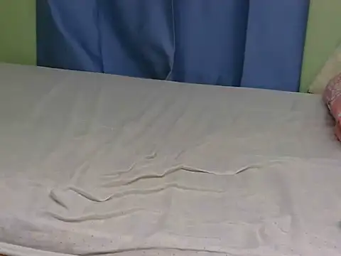 Snapshot of sexxybutty24 chatting on 07-19-26, 01:15 sexxybutty24 online show from 07-19-26, 01:15