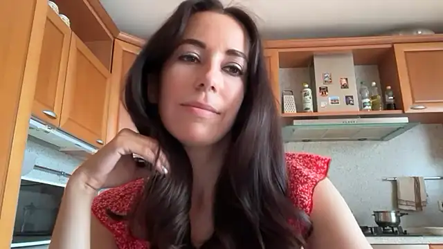 Flamingo Queen online show from 07-06-26, 05:59