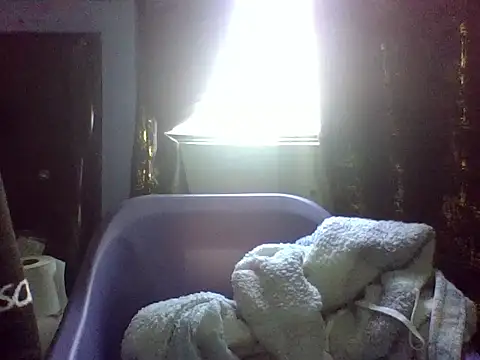 Snapshot of Lovey_daisy15 chatting on 06-26-26, 07:35 Lovey daisy15 online show from 06-26-26, 07:35