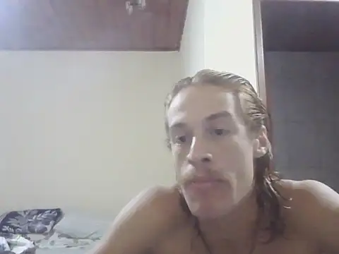 Snapshot of FloripaSecretsCasal chatting on 06-16-26, 08:44 FloripaSecretsCasal online show from 06-16-26, 08:44