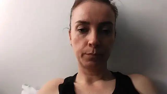 Snapshot of JenniferAlone chatting on 06-15-26, 02:19 JenniferAlone online show from 06-15-26, 02:19