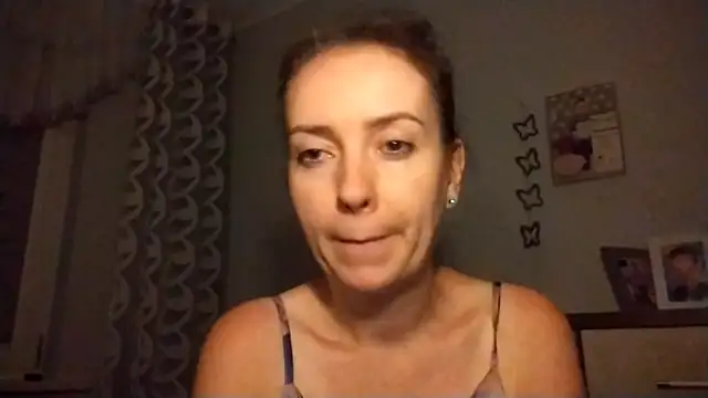 Snapshot of JenniferAlone chatting on 07-03-26, 08:26 JenniferAlone online show from 07-03-26, 08:26