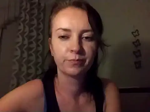 Snapshot of JenniferAlone chatting on 07-16-26, 08:37 JenniferAlone online show from 07-16-26, 08:37