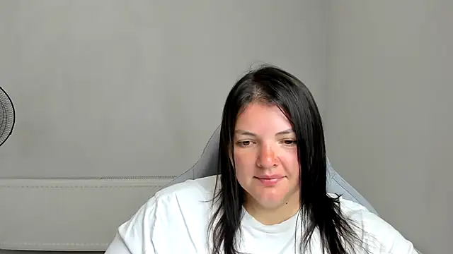 Snapshot of MargaretDark chatting on 07-05-26, 06:31 MargaretDark online show from 07-05-26, 06:31