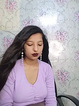Queen Rosyy online show from 06-23-26, 04:32
