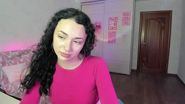 elisskriter online show from 06-15-26, 12:18