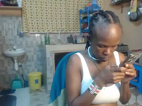 Snapshot of Hella254 chatting on 06-19-26, 05:39 Hella254 online show from 06-19-26, 05:39